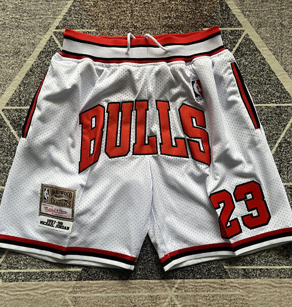Shorts Michael Jordan Basketball #23 Chicago Bulls Retro White